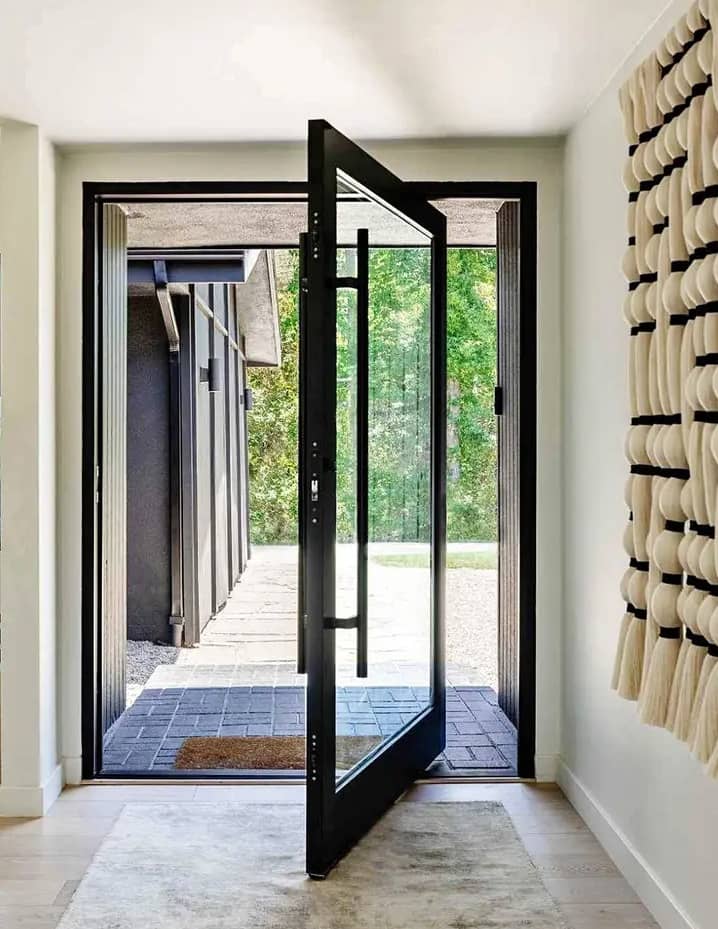 Aluminium Pivot Door